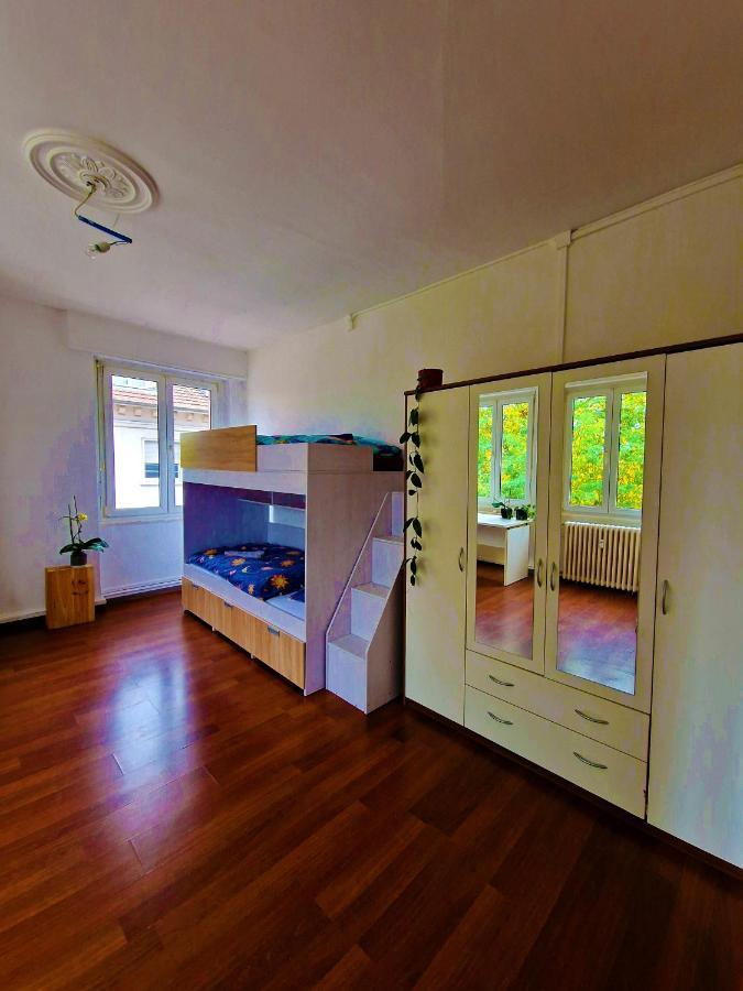 Beautiful Aparment Next To The Border 4 Room แซ็ง-ลุยส์ ภายนอก รูปภาพ