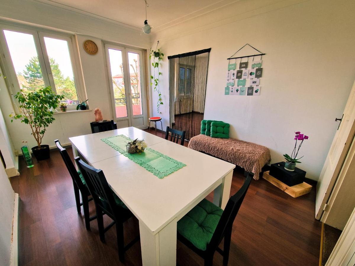 Beautiful Aparment Next To The Border 4 Room แซ็ง-ลุยส์ ภายนอก รูปภาพ